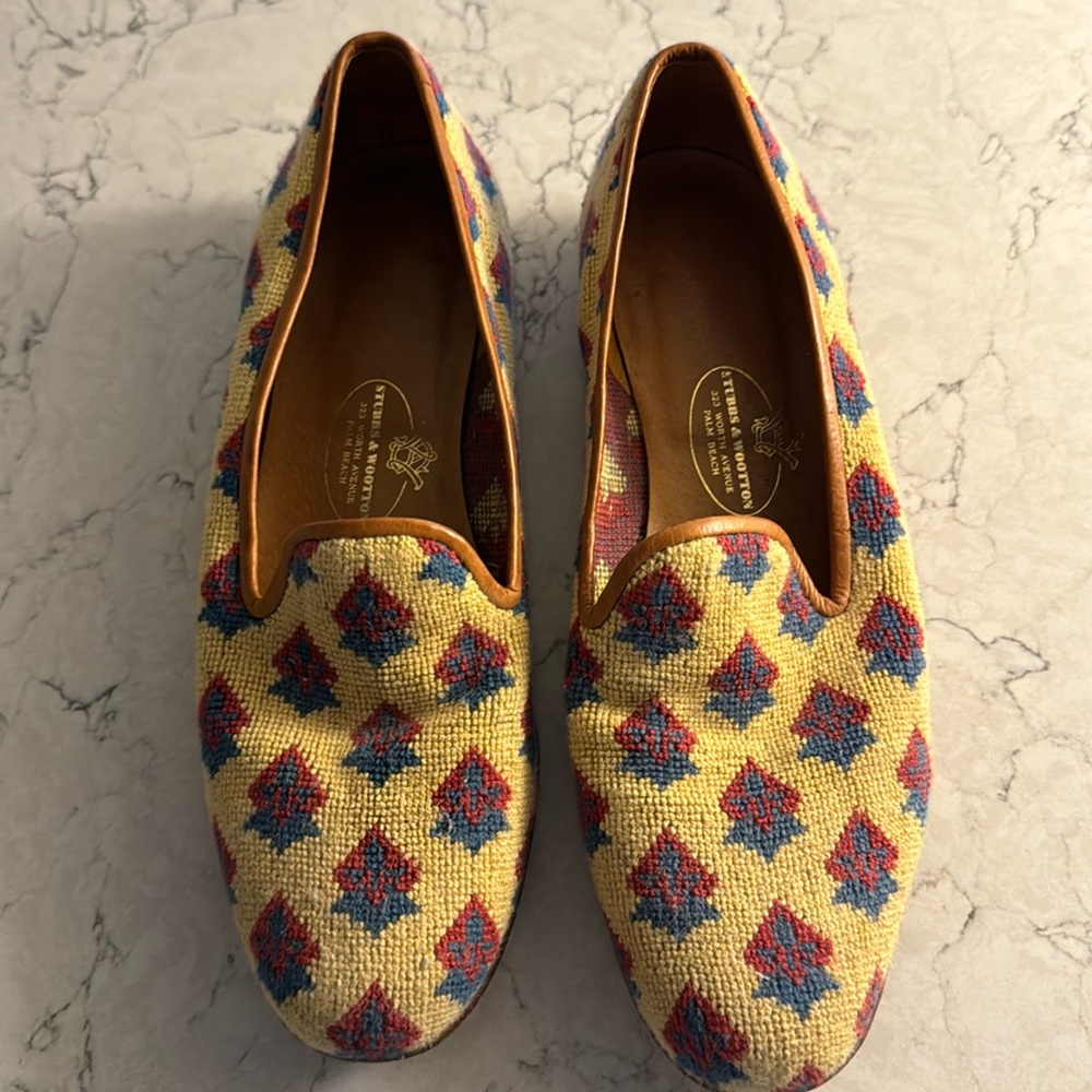 Stubbs and Wooten Vintage Ladies Needlepoint Shoes